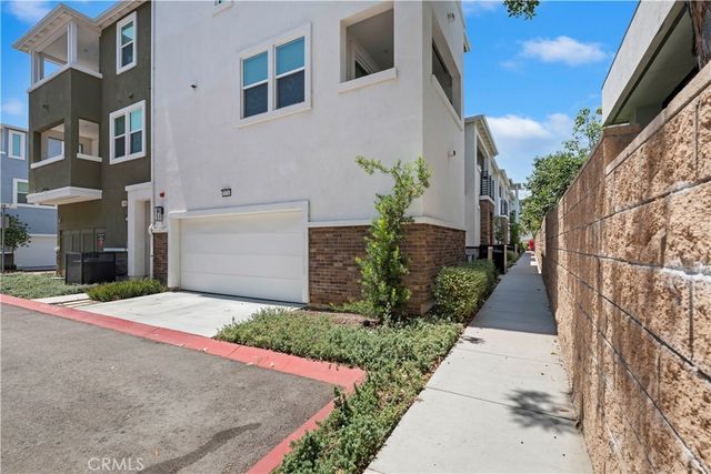 1750 Cayton Loop, West Covina, CA 91790