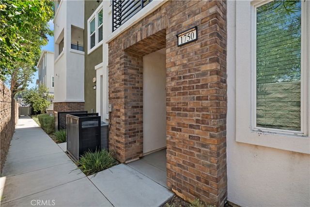1750 Cayton Loop, West Covina, CA 91790
