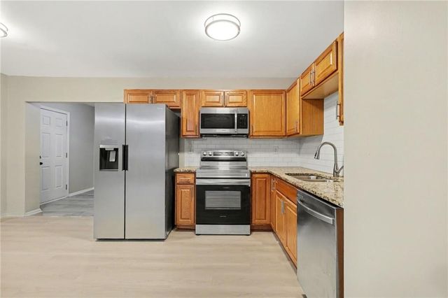 1722 Carpenter Court, Conley, GA 30288