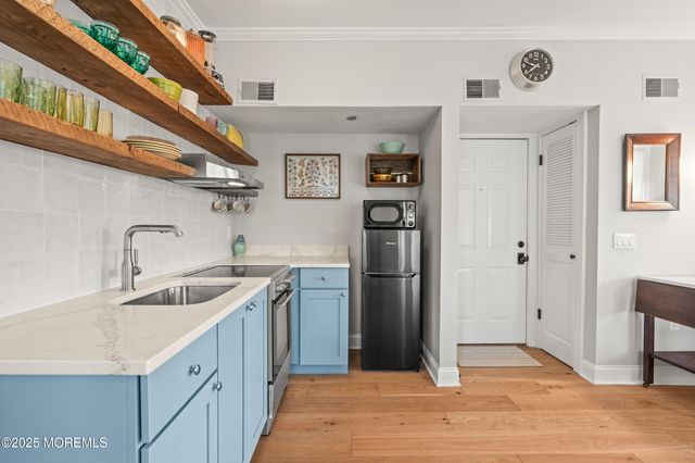 77 Main Avenue 2A, Ocean Grove, NJ 07756