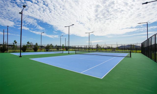 19738 Lara Bay Drive, Tomball, TX 77447