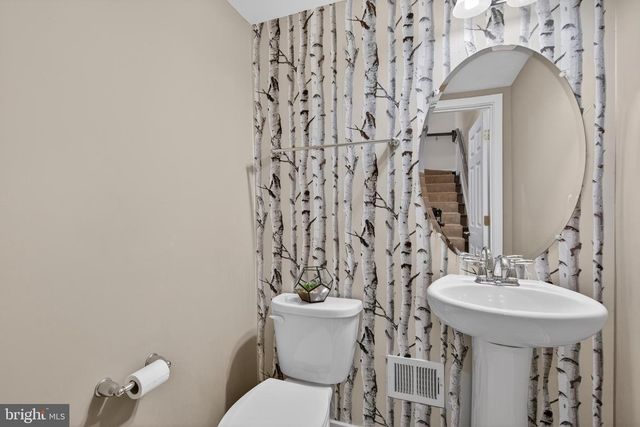 19975 ABRAM TER, Ashburn, VA 20147