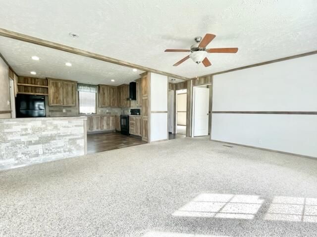 25 T Millers Way, Science Hill, KY 42553