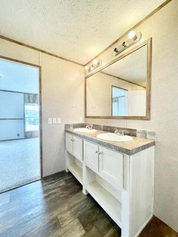 25 T Millers Way, Science Hill, KY 42553
