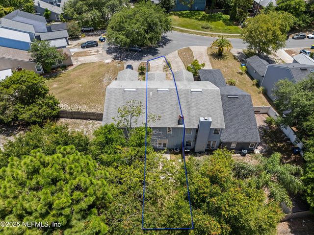 3066 COBBLEWOOD Lane W, Jacksonville, FL 32225