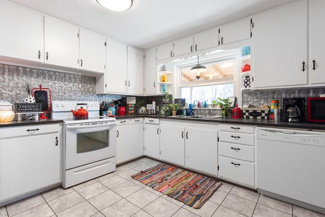 608 N 2nd Street, Jay, OK 74346