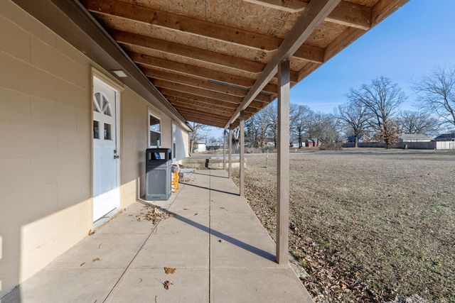 608 N 2nd Street, Jay, OK 74346