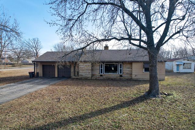 608 N 2nd Street, Jay, OK 74346