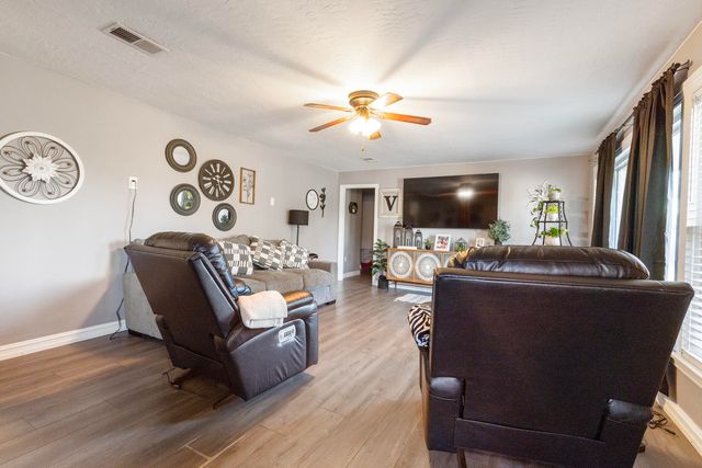 608 N 2nd Street, Jay, OK 74346