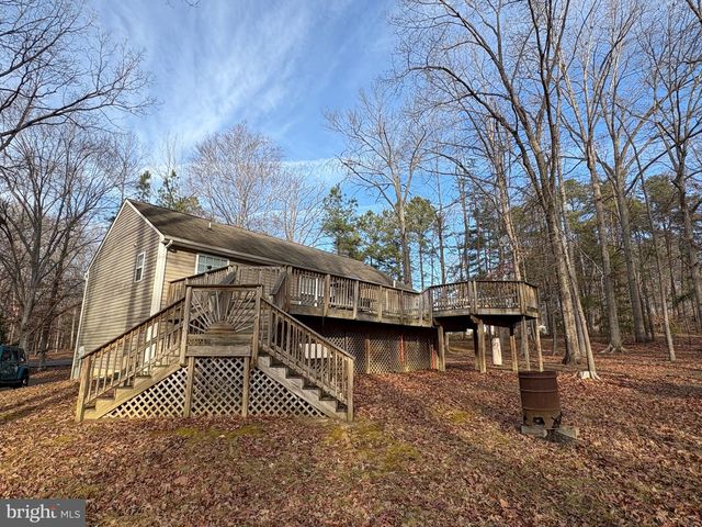 521 WELSH DR, Ruther Glen, VA 22546