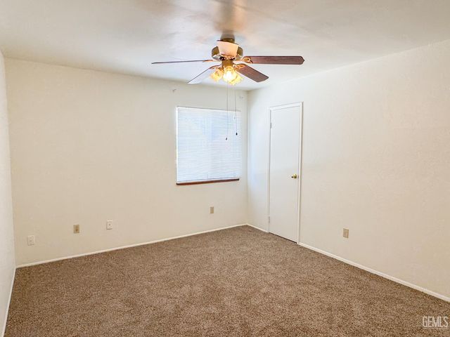5001 Belle Terrace 6, Bakersfield, CA 93309