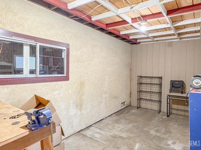 5001 Belle Terrace 6, Bakersfield, CA 93309