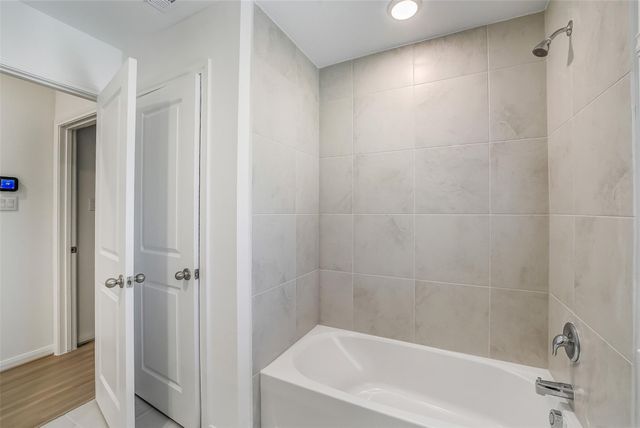 11928 Lakewood West Drive, Cypress, TX 77429