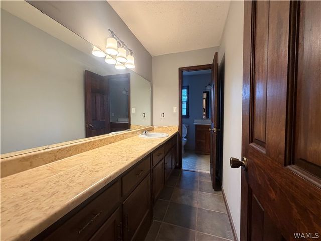 4749 Appletree, Tuscaloosa, AL 35405