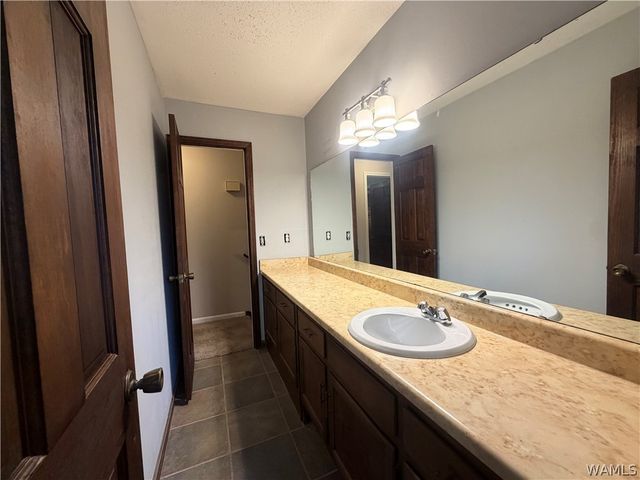 4749 Appletree, Tuscaloosa, AL 35405