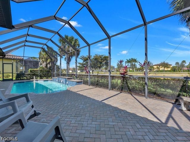 10093 Avalon Lake CIR, Fort Myers, FL 33913