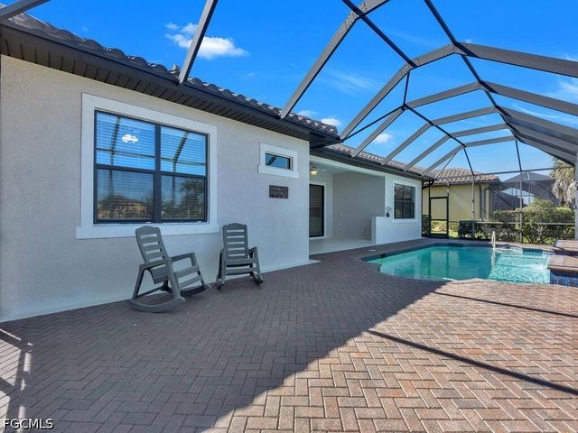 10093 Avalon Lake CIR, Fort Myers, FL 33913