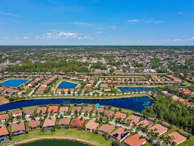 10093 Avalon Lake CIR, Fort Myers, FL 33913