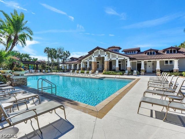 10093 Avalon Lake CIR, Fort Myers, FL 33913