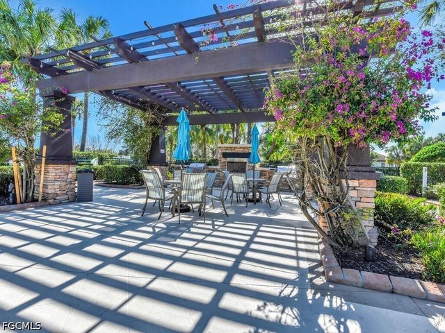 10093 Avalon Lake CIR, Fort Myers, FL 33913