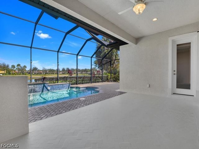 10093 Avalon Lake CIR, Fort Myers, FL 33913