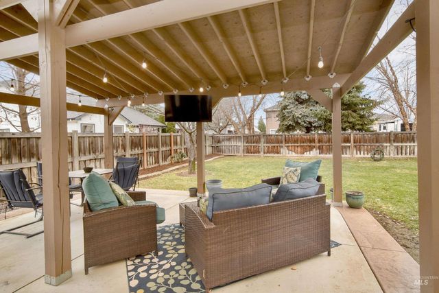 4309 N Heritage Woods Way, Meridian, ID 83646