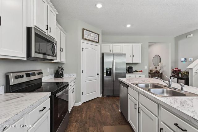 75588 BRIDGEWATER Drive, Yulee, FL 32097