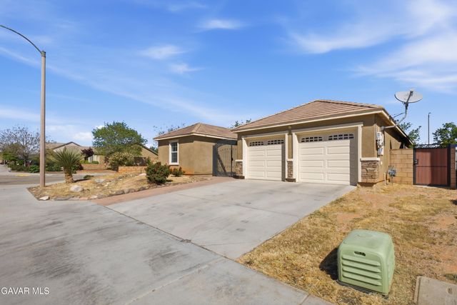 3103 Patti Lane, Lancaster, CA 93535