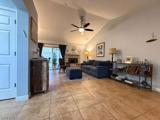 8665 Prairie Hill Drive, Las Vegas, NV 89134