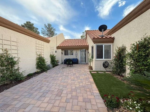 8665 Prairie Hill Drive, Las Vegas, NV 89134