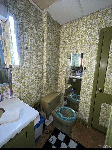 935 Jay Street, Utica, NY 13501