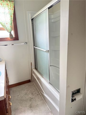 935 Jay Street, Utica, NY 13501