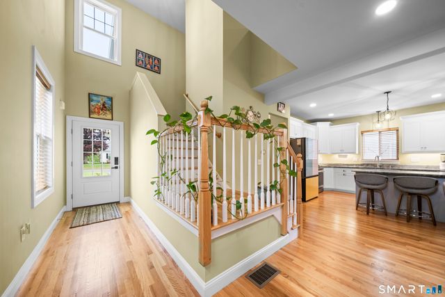 15 Third Street, Windsor Locks, CT 06096