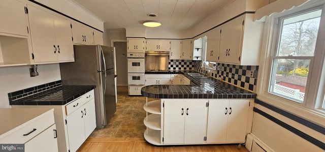 4202 YATES RD, Beltsville, MD 20705