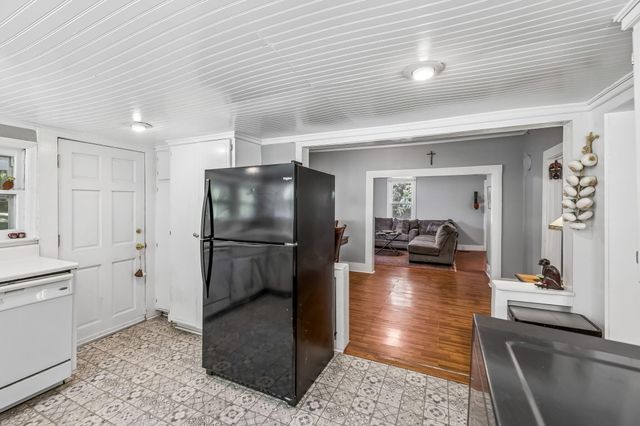 1809 Dry Valley Road, Rossville, GA 30741