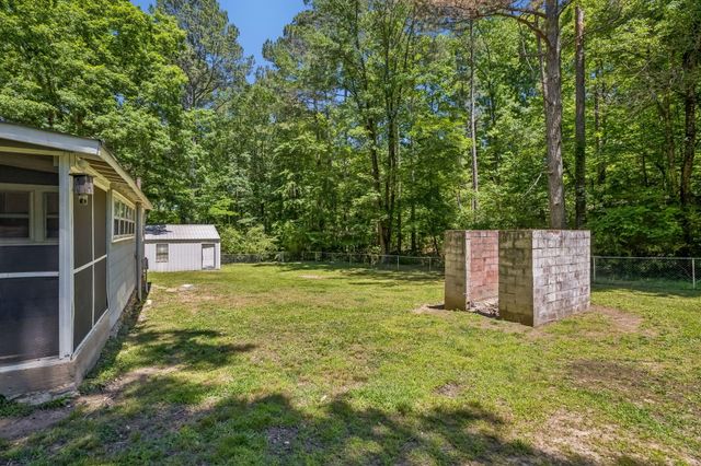 1809 Dry Valley Road, Rossville, GA 30741