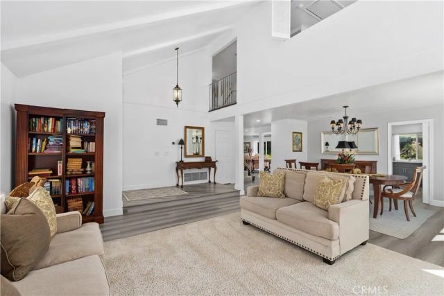 781 S Goldfinch Way, Anaheim Hills, CA 92807