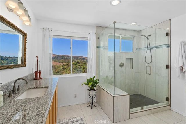 781 S Goldfinch Way, Anaheim Hills, CA 92807