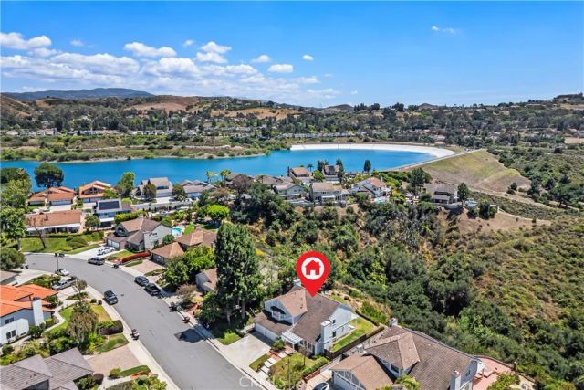 781 S Goldfinch Way, Anaheim Hills, CA 92807