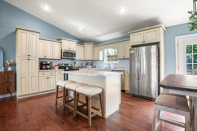 300 Landen Drive, Corbin, KY 40701