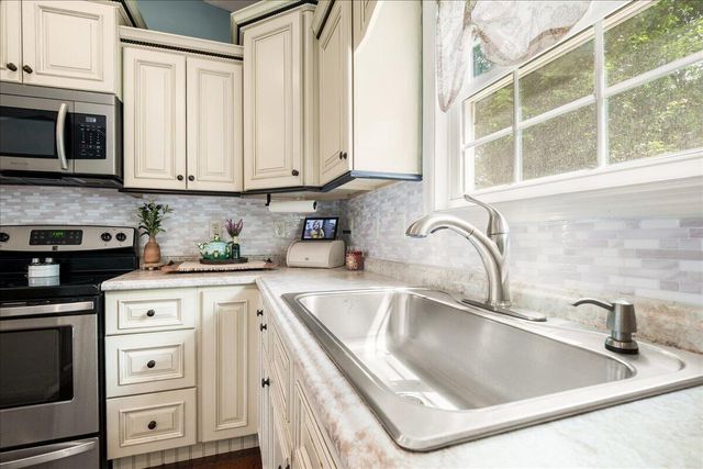 300 Landen Drive, Corbin, KY 40701