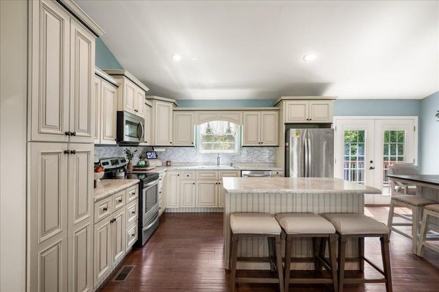 300 Landen Drive, Corbin, KY 40701