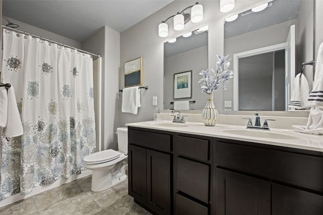 856 N 1st Avenue, Iowa City, IA 52245