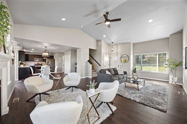 856 N 1st Avenue, Iowa City, IA 52245