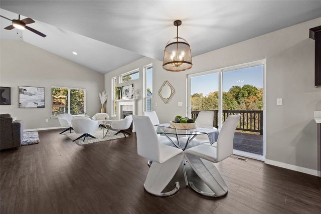 856 N 1st Avenue, Iowa City, IA 52245