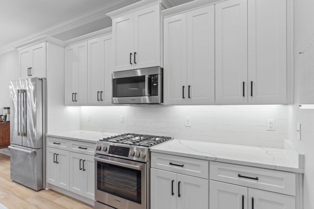 151 Raiders Trail, Valparaiso, FL 32580