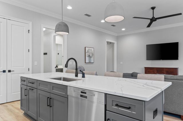 151 Raiders Trail, Valparaiso, FL 32580