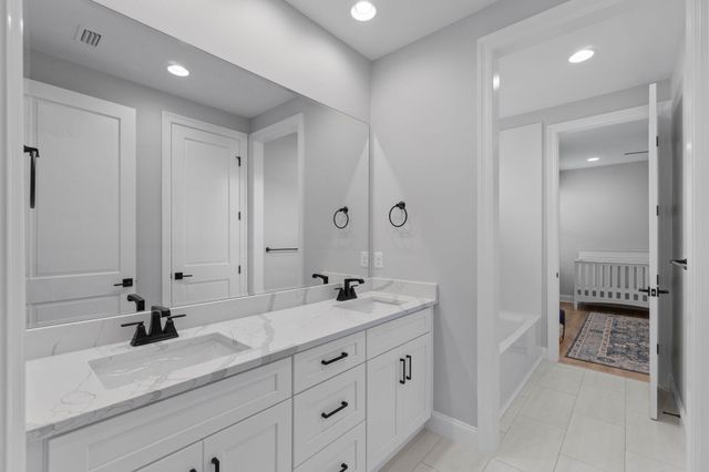 151 Raiders Trail, Valparaiso, FL 32580