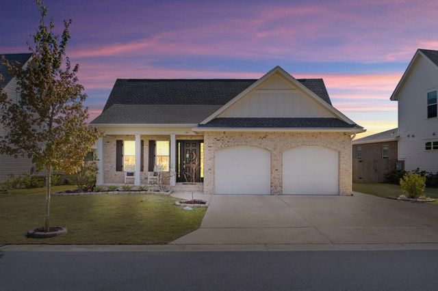 151 Raiders Trail, Valparaiso, FL 32580