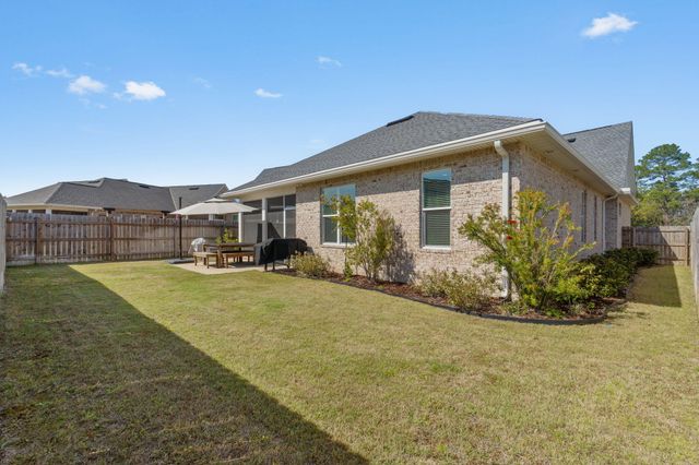 151 Raiders Trail, Valparaiso, FL 32580